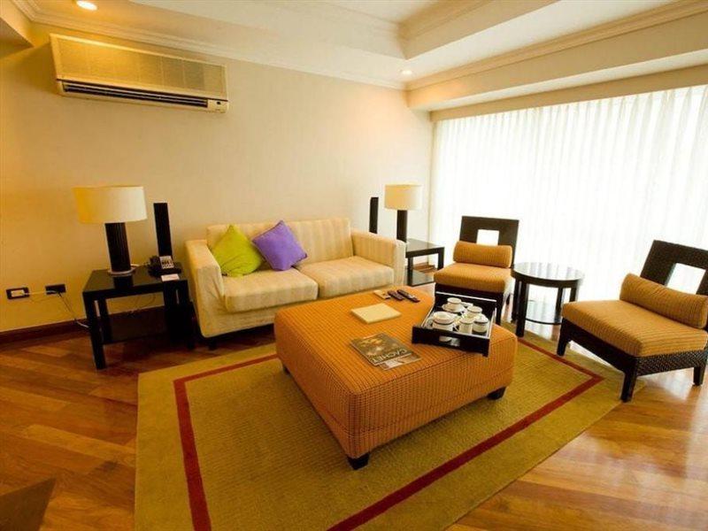 Fraser Place Manila San Pedro Makati Eksteriør billede